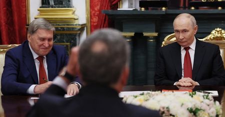 Władimir Putin wysłuchał komplementów. Eksperci już wiedzą: on nie ustąpi