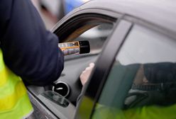 Policjant z zarzutem jazdy pod wpływem alkoholu. Odmówił badania alkomatem