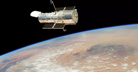 Problemy Kosmicznego Teleskopu Hubble'a