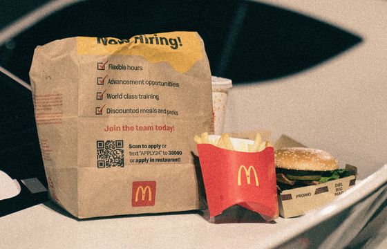 McDonald’s wykorzystuje AI do ustalania cen. Są różne w zależności od restauracji