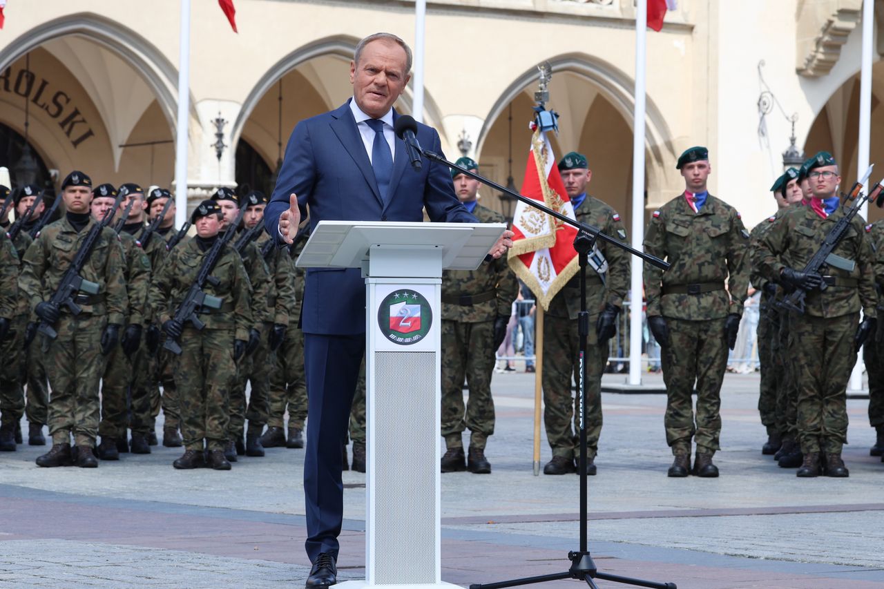 Specjalne spotkanie u Tuska. Wezwał Kosiniaka-Kamysza i Bodnara