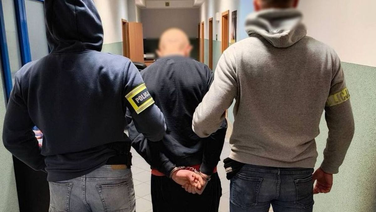 Mieszkaniec Pucka płacił cudzą kartą