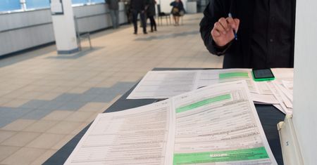 PIT 2021. Problem z formularzami dla ponad 3 mln Polaków. Ministerstwo Finansów przeprasza i naprawia błąd