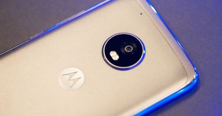 Motorola ujawniła, które smartfony dostaną Androida Oreo