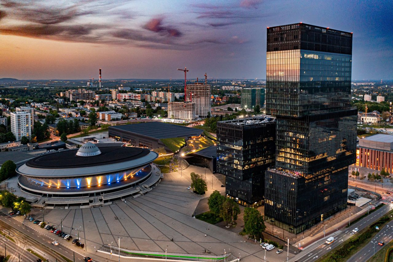 Katowice: Powstanie nowy węzeł przesiadkowy. Zadaszą go powstające wiadukty