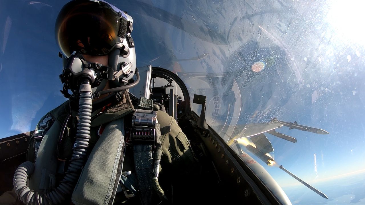 American F-16 firing an APKWS missile.