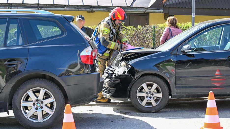 Wymuszają kolizję po to, by otrzymywać odszkodowania. Jak działają? 