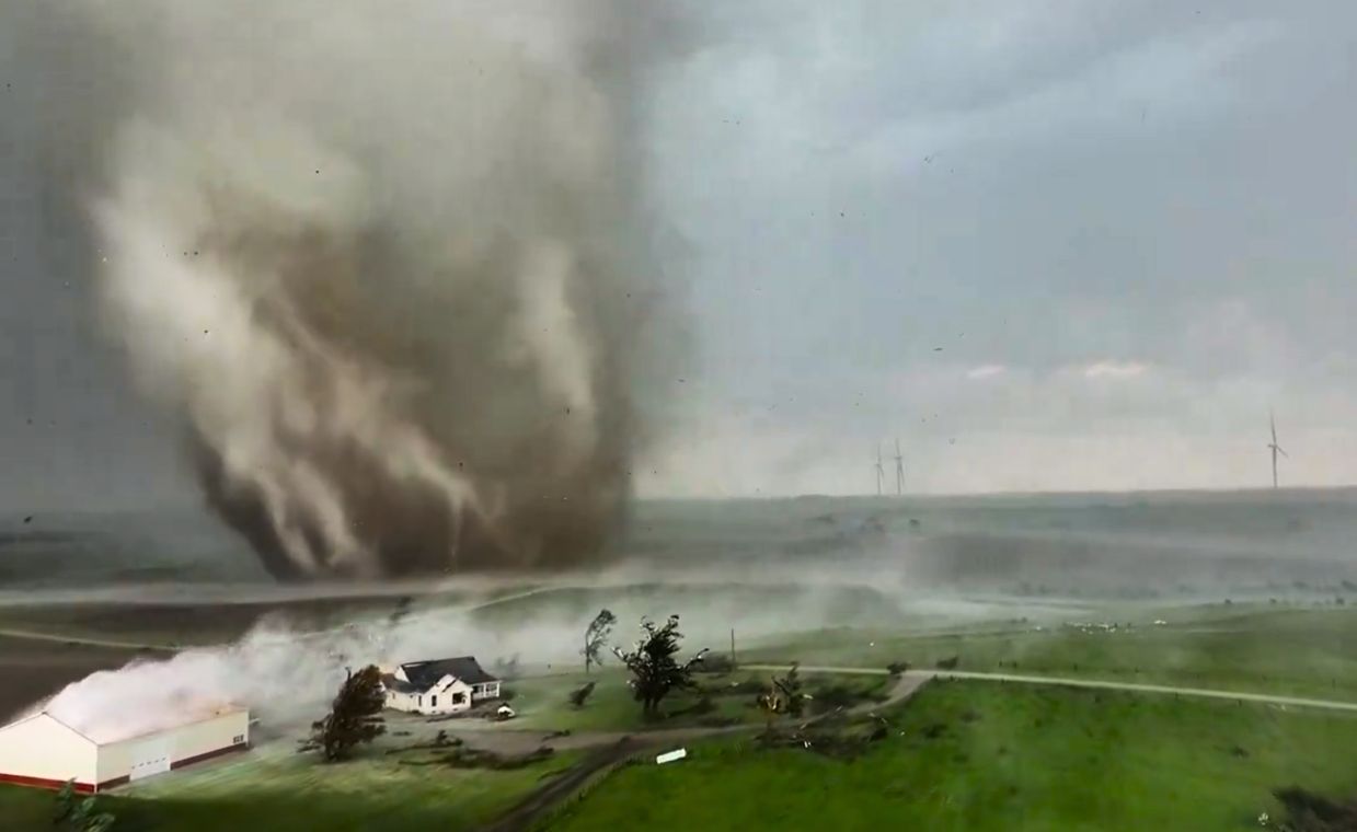 Tornado devastates Greenfield, Iowa: Numerous fatalities reported