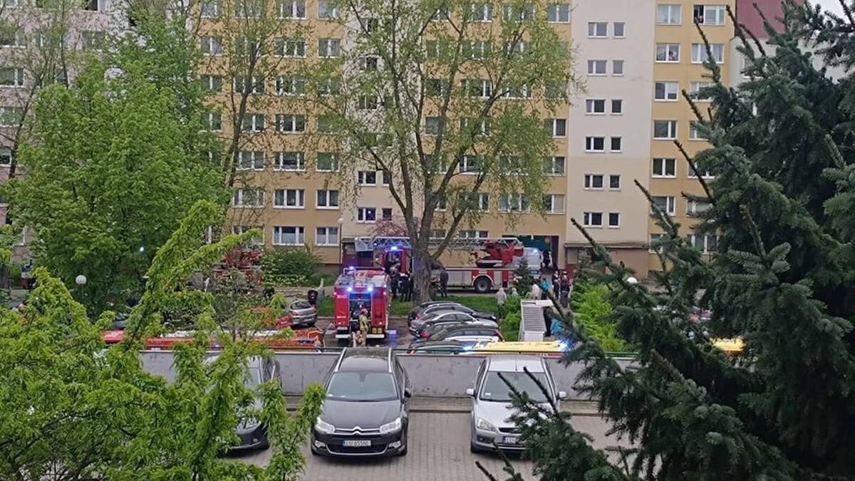 Pożar w wieżowcu przy ul. Radzyńskiej w Lublinie