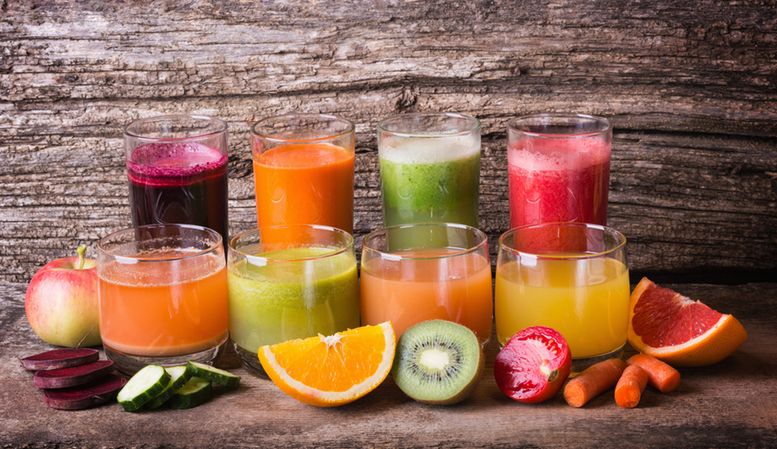 Soki owocowe są najbardziej popularne, ale nie zapominajmy o sokach warzywnych