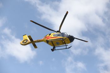 Wypadek w Jastarni. Śmigłowiec ratowniczy w akcji i cztery osoby hospitalizowane