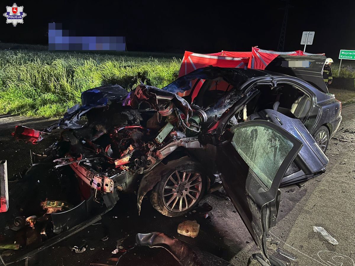 Zderzył się z szambiarką. Dwie osoby nie żyją