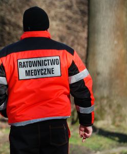 20-latek po dopalaczach zaatakował ratownika, który udzielał mu pomocy