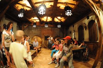 Tarcza branżowa. Wykluczeni "przez pomyłkę" nadal bez zwolnień za wakacje