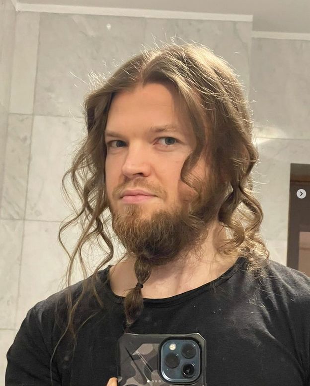 Sylwester Wardęga BOI SIĘ O ŻYCIE?! Opowiedział niepokojącą historię z udziałem partnerki. "Powiedziałem jej: UCIEKAJ w te ruiny!"