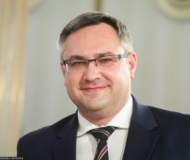 Protest mediów na antenie TVP Info? Poseł pokazał hasło