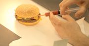 Dlaczego reklamowane hamburgery z McDonalds wyglądają tak dobrze? [wideo]