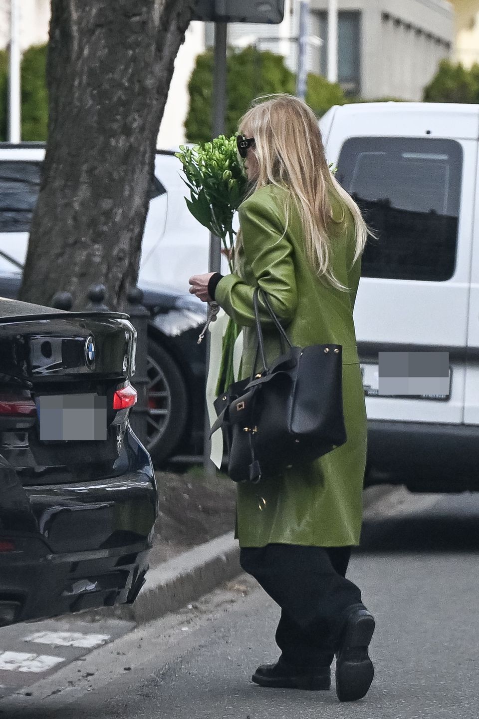 Wiosenna Monika Olejnik widziana na mieście