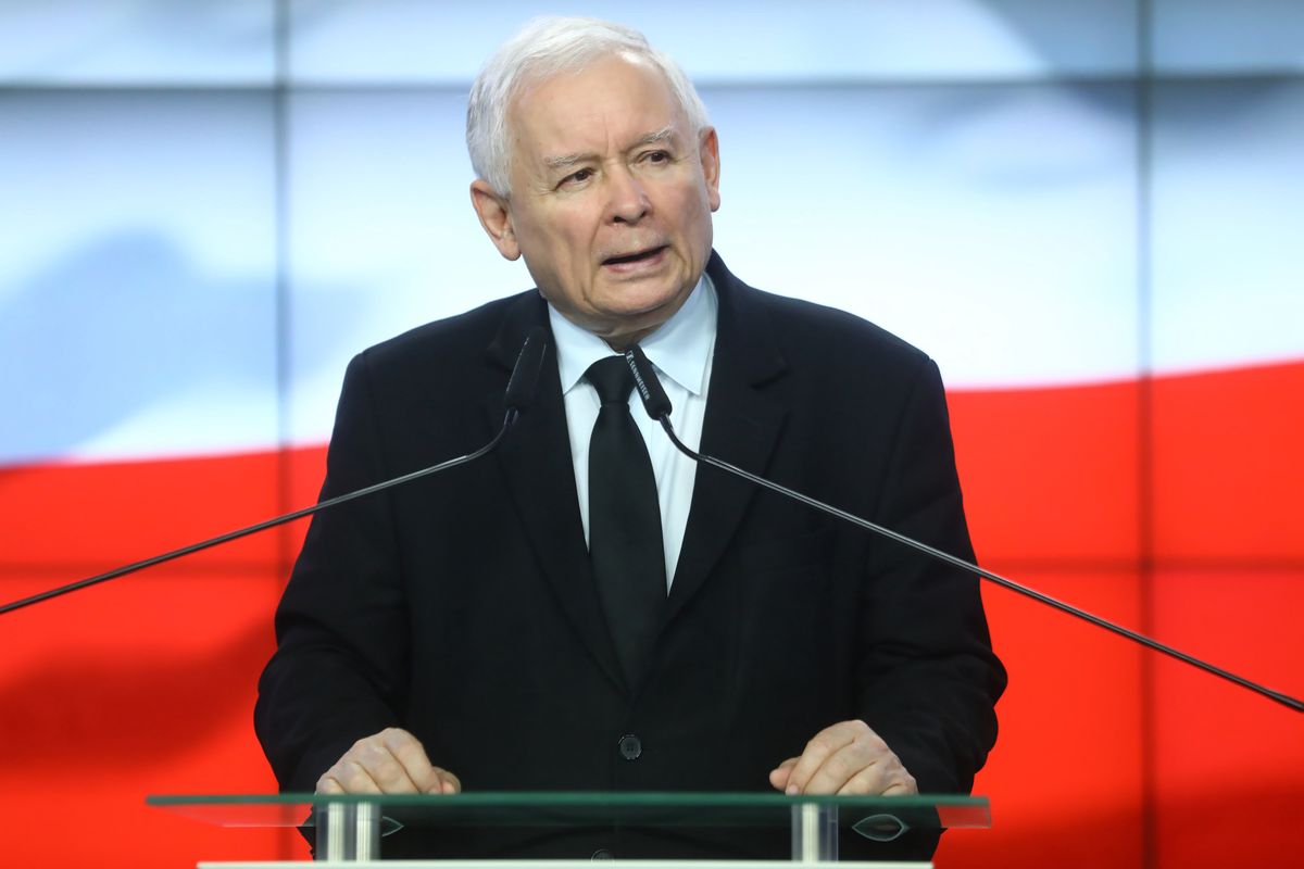 Kaczyński ma ogromne powody do obaw. Nowy sondaż nie pozostawia złudzeń