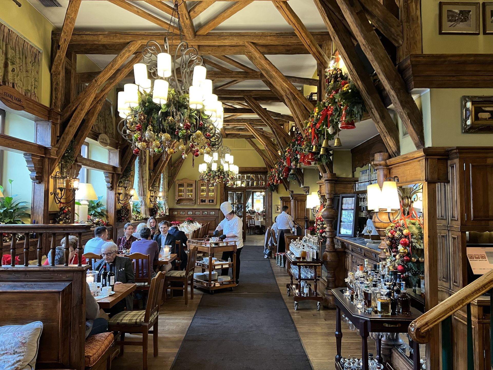 Wnętrze restauracji Stary Dom