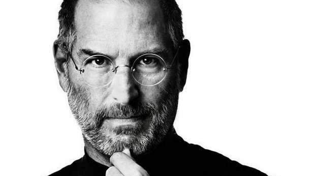 Mało znane fakty, które ujawni najnowsza biografia Steve'a Jobsa 1