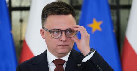 Co dalej z TVP? Hołownia zapowiada