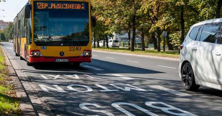 Czerwona strefa aż w 152 powiatach. Od 17 października nowe obostrzenia m.in. w komunikacji publicznej