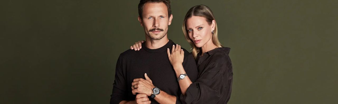 Między nimi płynie czas. Kampania, która nadaje ton elegancji