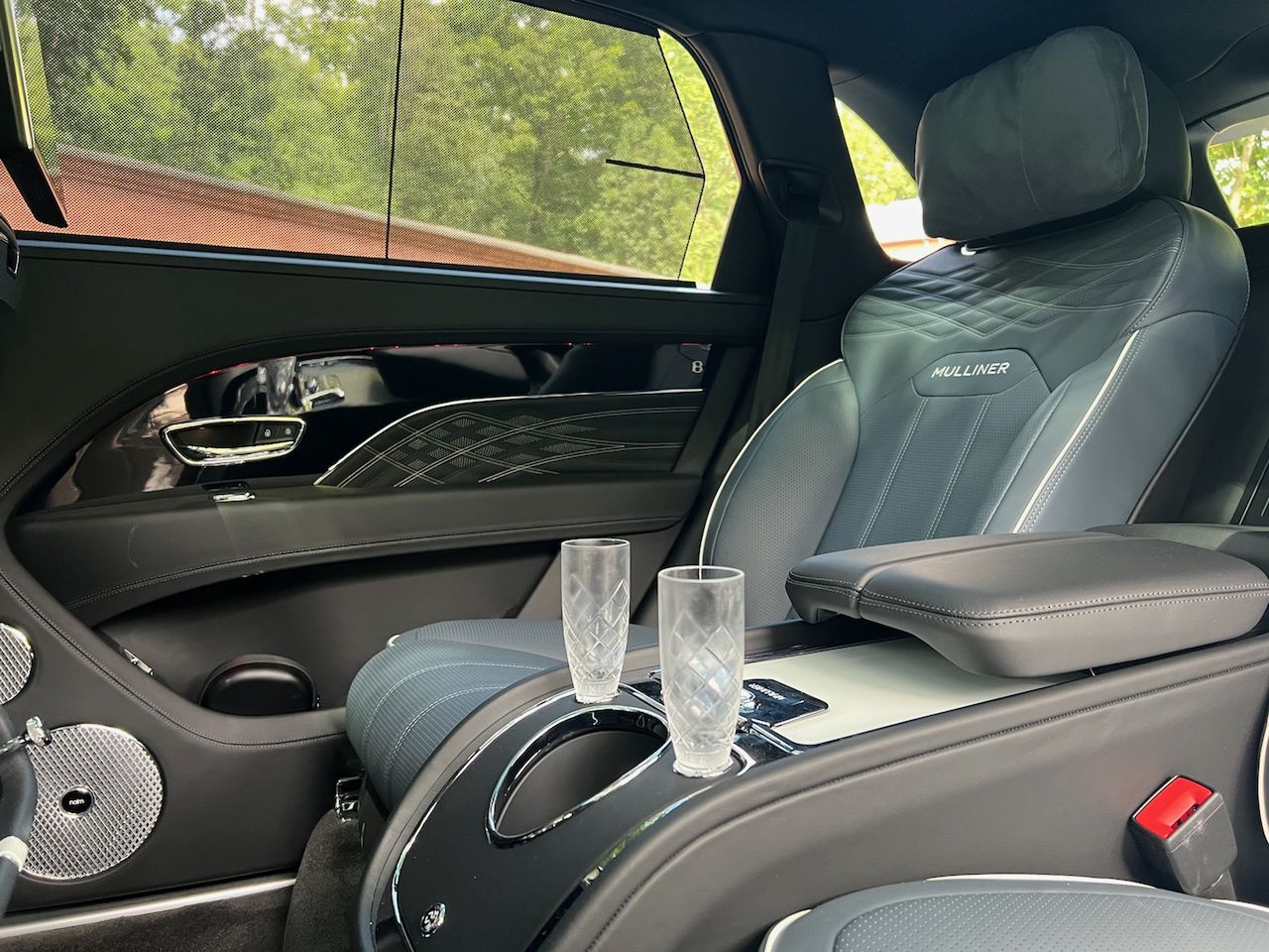 Bentley Bentayga EWB