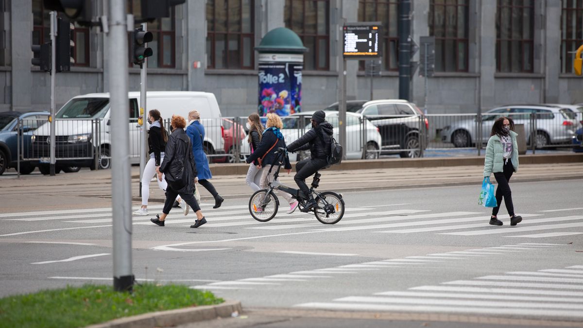 Wielkanoc 2021. W Wielki Piątek Polacy jeszcze pracują. Połowa Europy przygotowuje się już do świąt (zdj. ilustracyjne).