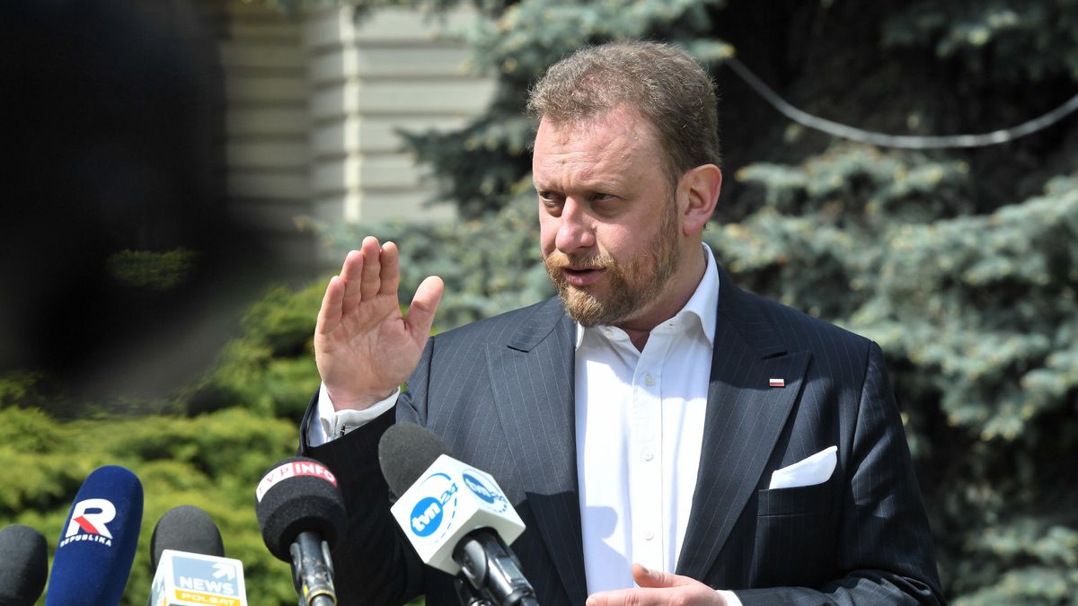 Łukasz Szumowski tłumaczy się z afery