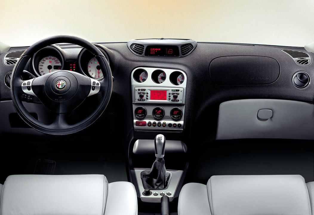 Alfa Romeo 156