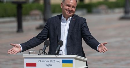 Duda zapowiadał 15. emerytury. Słowa jego urzędników rozwścieczą emerytów