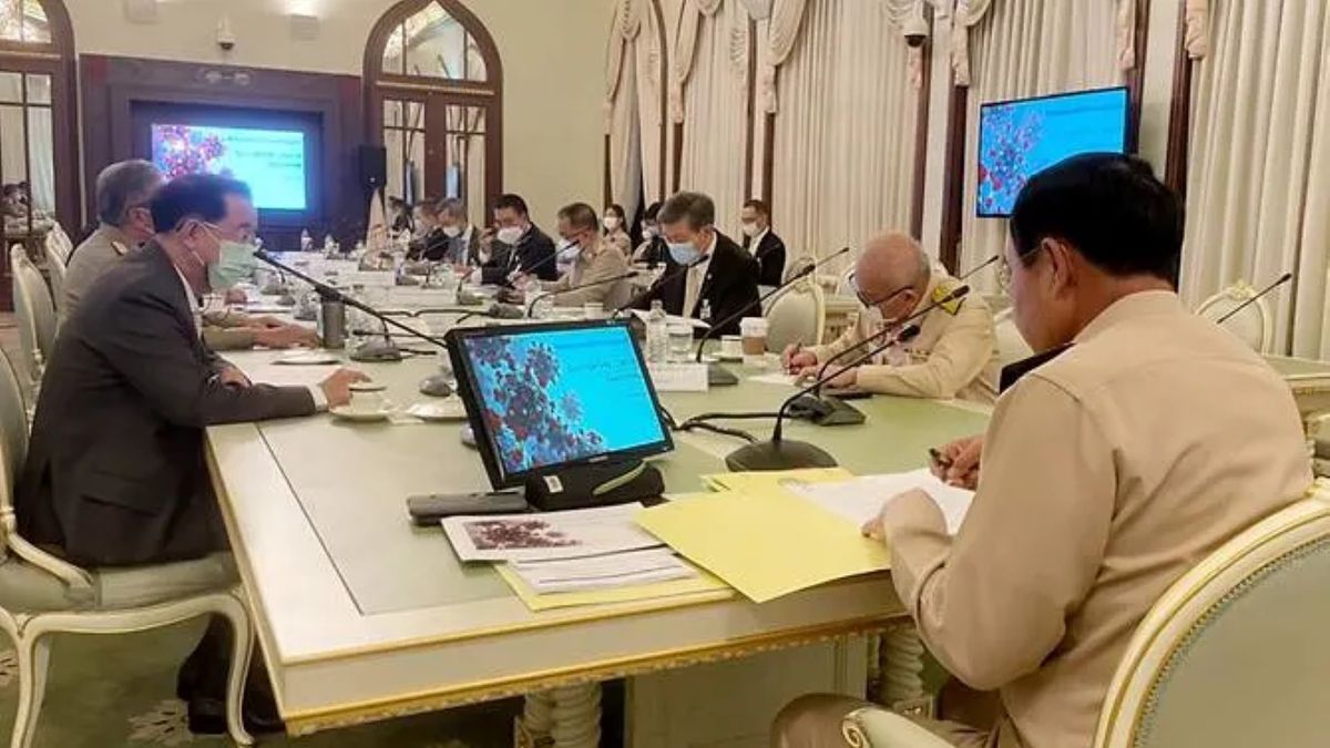 Kłopotliwe dla premiera zdjęcie zniknęło już z jego oficjalnego profilu na Fb