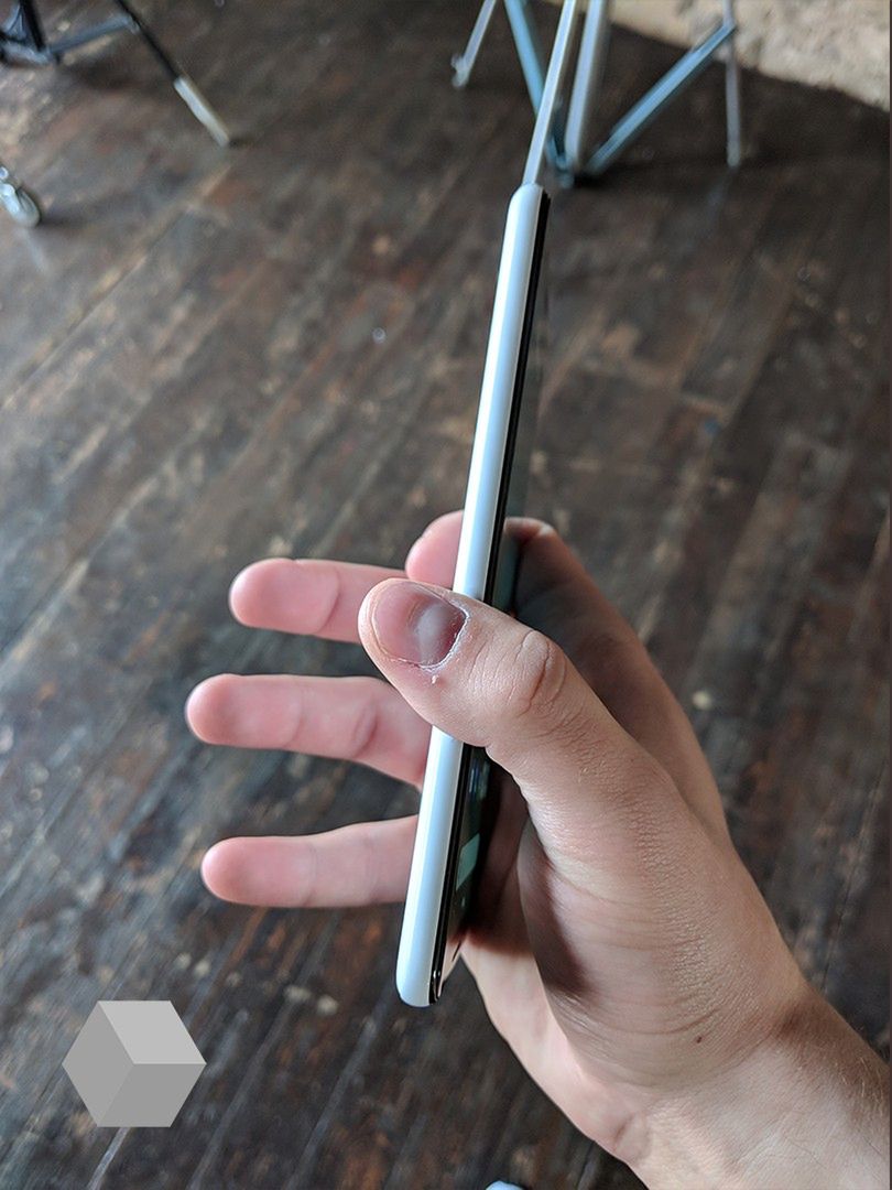 #wSkrócie: zapowiedź modelu ZTE Axon 9, specyfikacja 6,1-calowego iPhone'a oraz Google Pixel 3 XL na zdjęciach 13