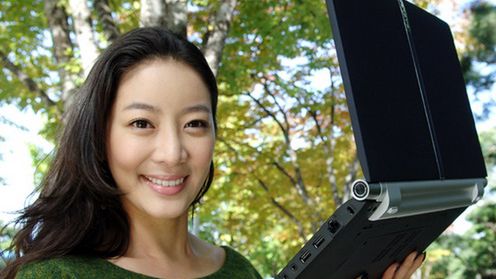 Ultracienki LG X-Note T380 - oczywiście z Windowsem 7 1