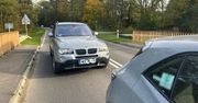 Kierowca BMW nie wytrzymał. To, co zrobił po rozprawie, zaskakuje