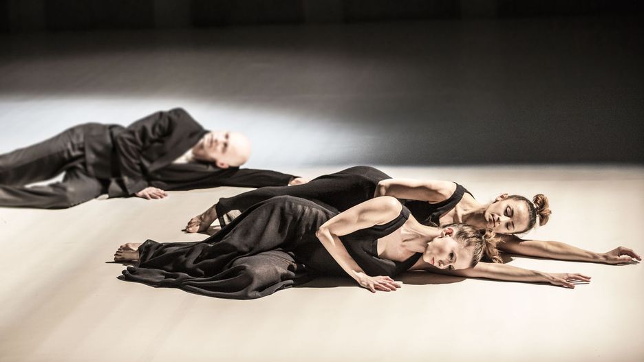 Fotografia ze spektaklu Teatru Polskiego we Wrocławiu pt. "Pustka, pustynia, nic"