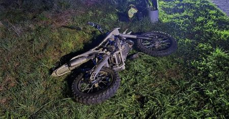Jechali jednośladami. Czołówka. Fatalne zderzenie nastolatków