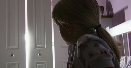 Przez miesiąc molestował 12-latkę. Mężczyzna ukrywał się w jej szafie