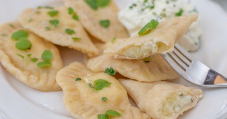 Zamieniłem twaróg na inny rodzaj sera. Tak dobrych pierogów nie robi nawet babcia