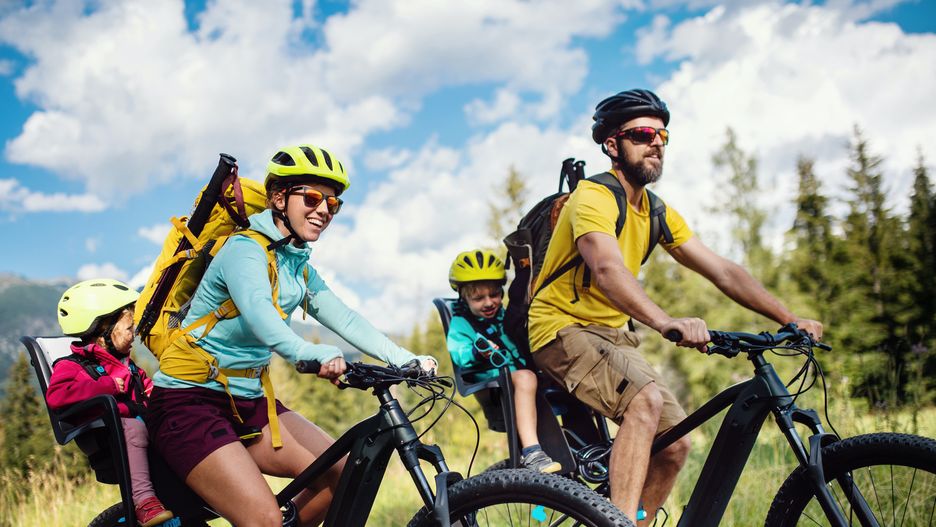 Przewożenie dziecka w foteliku jest bezpieczne i wygodne