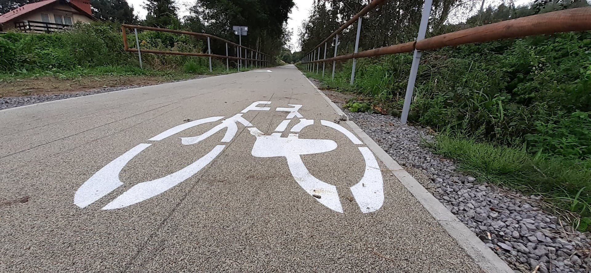 Do wypadku rowerzystów doszło w okolicy Zielonego Mostu - na wysokości stacji paliw na ul. Ranoszka w Jastrzębiu.