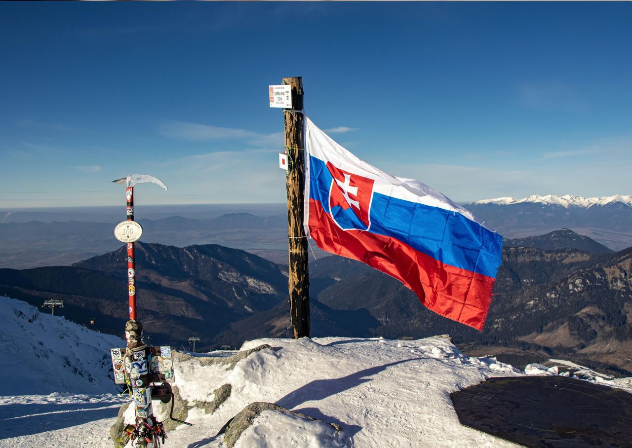 Polacy usłyszeli wołanie o pomoc w Tatrach. Węgier utknął na skale