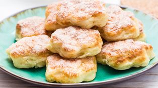 W PRL-u obowiązkowe do kawy i ploteczek. Lepsze od kruchych ciastek, bo pełne białka