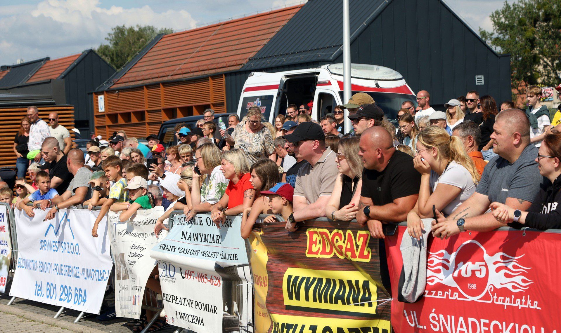 Publiczność na zawodach strongman 2025 w Grudziądzu