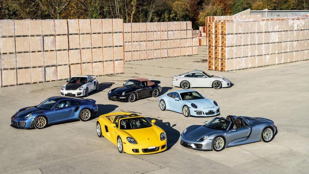 Wszystkie te auta trafią na sprzedaż w pakiecie.