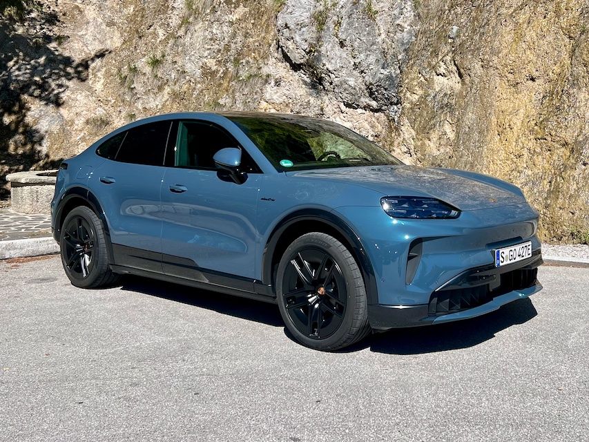 Porsche Cayenne S Coupe Electric
