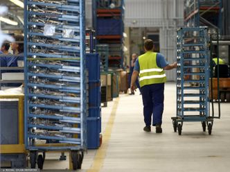 "Optymalizacja" w firmach. Chodzi o urlopy. Eksperci: bezprawne