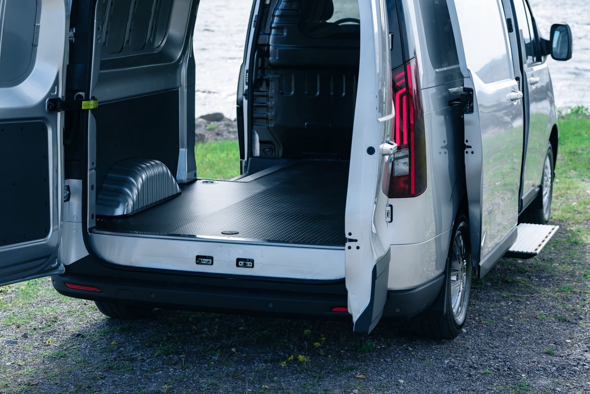 Maxus e-Deliver 7